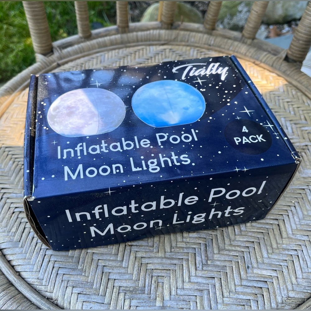 Tially inflatable moon lights for pool. 4 pack.
